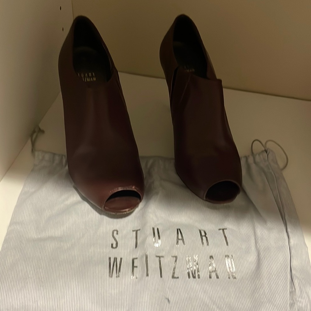 Stuart Weitzman burgandy peep tow booties